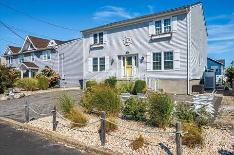308 Cove Drive, Mantoloking, NJ 08738