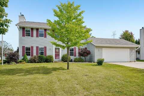 110 N White Oak Way, Saukville, WI 53080