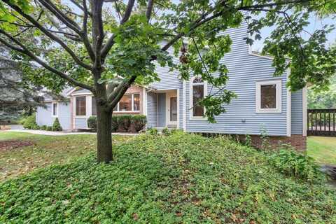 2712 Madison St, Waukesha, WI 53188