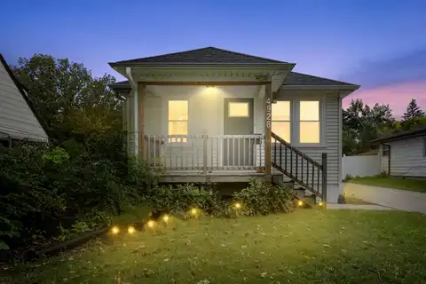 4928 N 107th St, Milwaukee, WI 53225