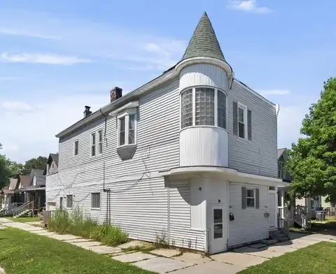 1332 S 9th St, Sheboygan, WI 53081
