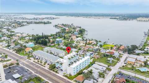 15405 GULF BLVD, MADEIRA BEACH, FL 33708