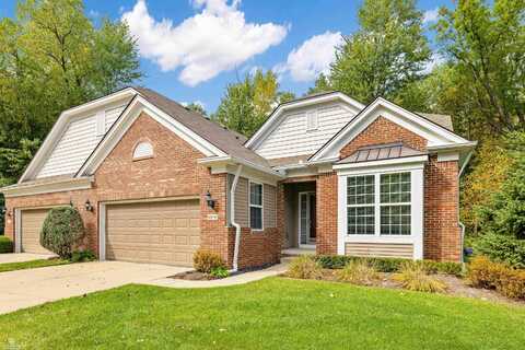 49716 Broadacre, Macomb, MI 48042
