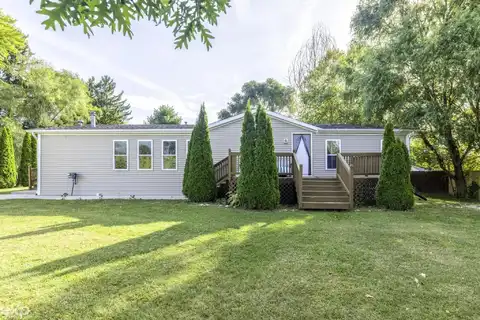 634 N Blacks Corners, Imlay City, MI 48444