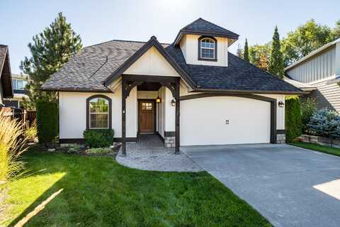 2324 NE Halston Court, Bend, OR 97701