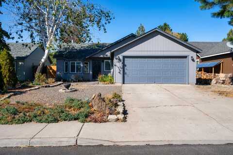 3145 SW Metolius Avenue, Redmond, OR 97756