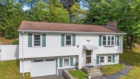 21 Cannon View Cir, Lynn, MA 01904