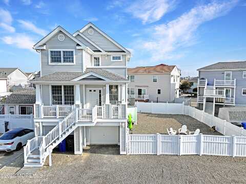 16 Trinidad Avenue, Seaside Heights, NJ 08751
