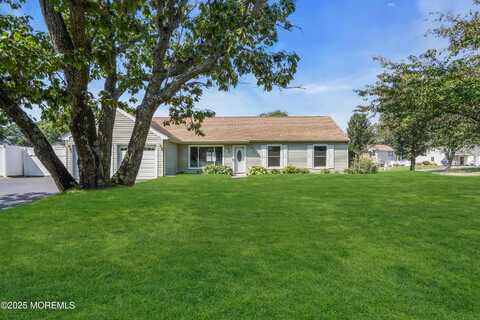 912 New Jersey Avenue, Toms River, NJ 08753