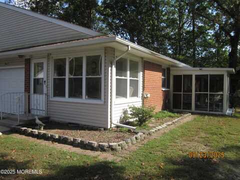 1b Myrtle Place, Whiting, NJ 08759