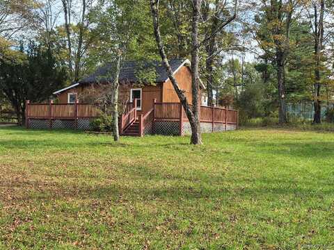 598 Oak Ridge Road, Ellenville, NY 12428