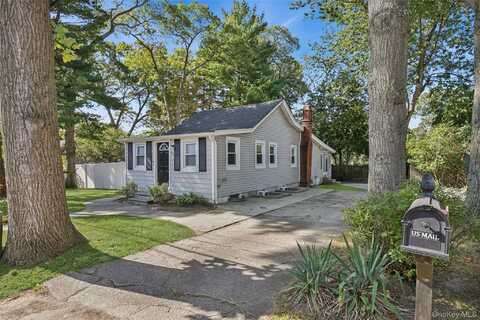 48 W 5th Street, Ronkonkoma, NY 11779
