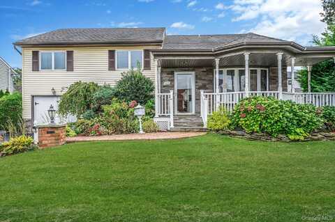 3676 Regent Lane, Wantagh, NY 11793