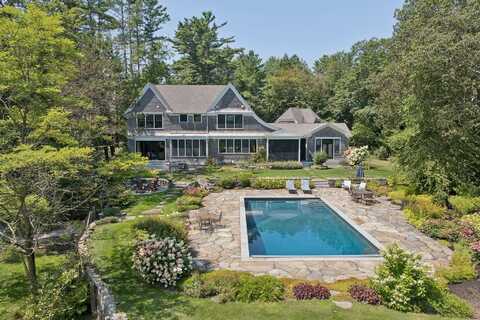109 Foreside Road, Falmouth, ME 04105