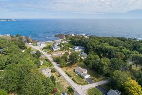 8 Wavecrest Drive, York, ME 03909