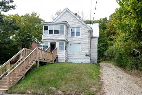 688 Prospect Avenue, Rumford, ME 04276