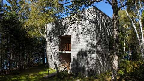 85 E Side Road, Machiasport, ME 04655