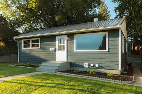 1106 Omaha Street, Belle Fourche, SD 57717