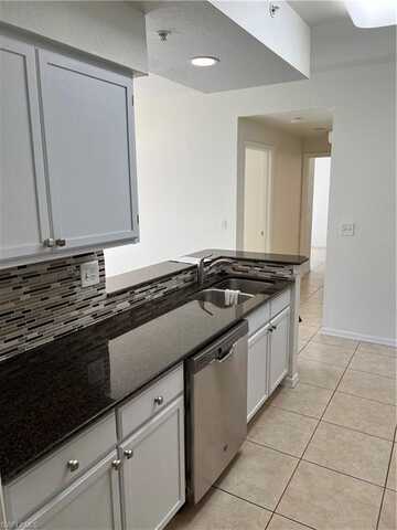 4690 Saint Croix, NAPLES, FL 34109