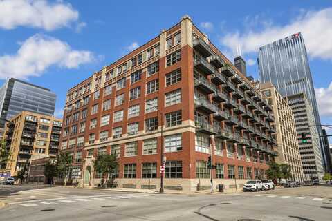 333 S Desplaines Street, Chicago, IL 60661
