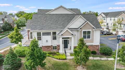 28w061 Woodland Drive, Winfield, IL 60190