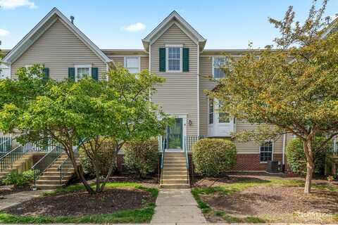 1116 Village Center Parkway, Aurora, IL 60506