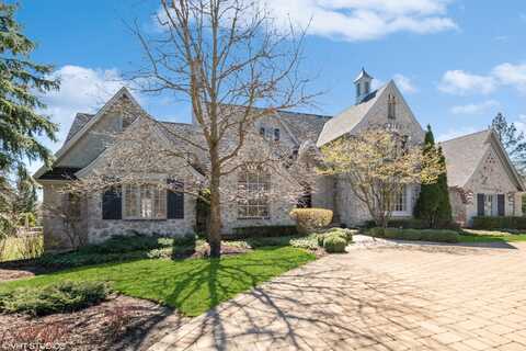 34w033 White Thorne Road, Wayne, IL 60184