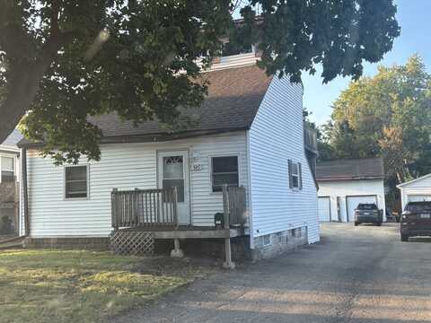521 VICTOR Street, Sycamore, IL 60178