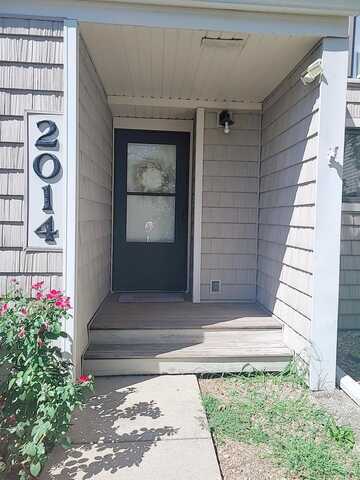 2014 Blackthorn Drive, Champaign, IL 61821