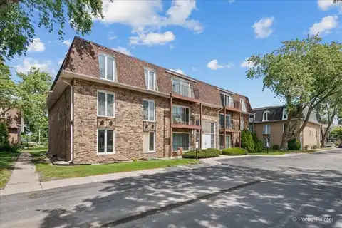5700 Circle Drive, Oak Lawn, IL 60453