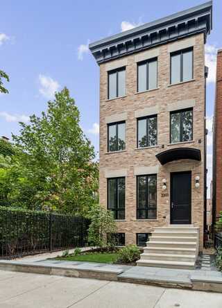 3505 N Greenview Avenue, Chicago, IL 60657