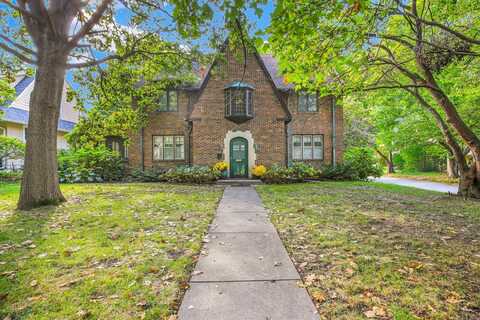 1001 S Douglas Avenue, Urbana, IL 61801