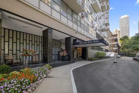 1000 N Lake Shore Drive, Chicago, IL 60611