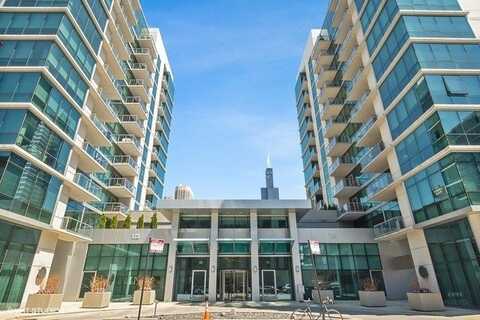 125 S Green Street, Chicago, IL 60607