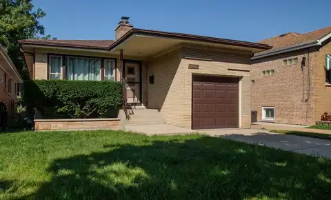 3744 Harvey Avenue S, Berwyn, IL 60402