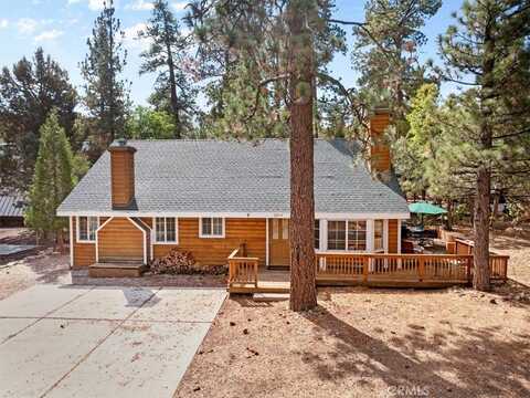 713 Los Angeles Avenue, Sugarloaf, CA 92386