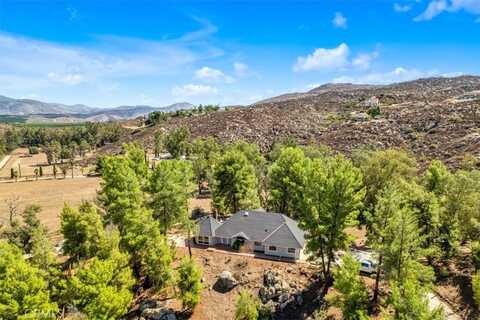 42355 Rockview Drive, Hemet, CA 92544