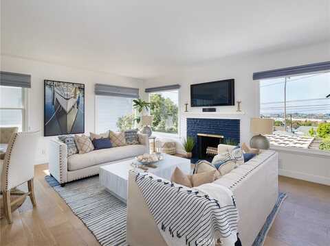 237 Via Los Miradores, Redondo Beach, CA 90277