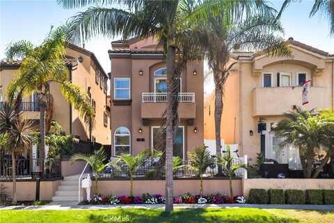 526 12th, Huntington Beach, CA 92648