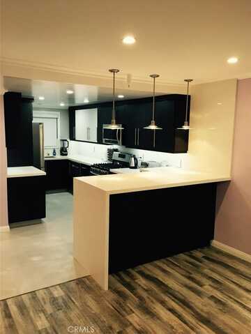 15114 Sherman Way, Van Nuys, CA 91405