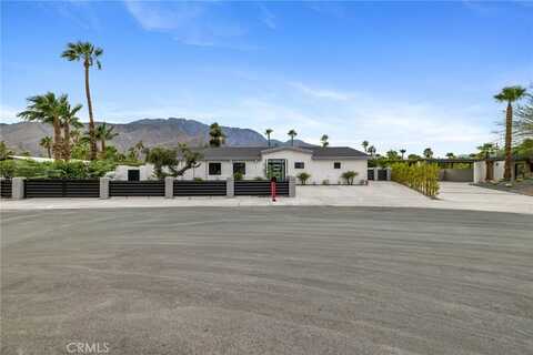 2745 N Kitty Hawk Drive, Palm Springs, CA 92262