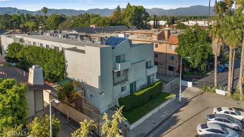 15015 Sherman Way, Van Nuys, CA 91405