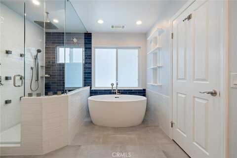 7527 Loma Vista Road, Ventura, CA 93003