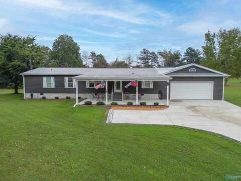 106 County Road 801, Flat Rock, AL 35966