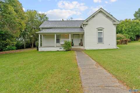 214 Washington Street W, Fayetteville, TN 37334