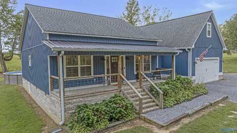 551 County Road 271, Fort Payne, AL 35967