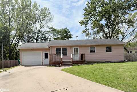1604 Southview Circle, Fairfield, IA 52556
