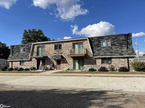 809 3rd Street, Reinbeck, IA 50669