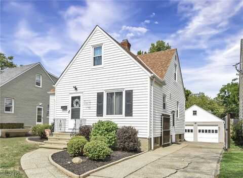 8308 Chesterfield Avenue, Parma, OH 44129