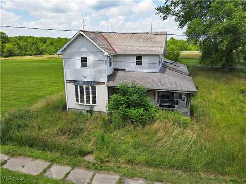 15862 W Akron Canfield Road, Berlin Center, OH 44401
